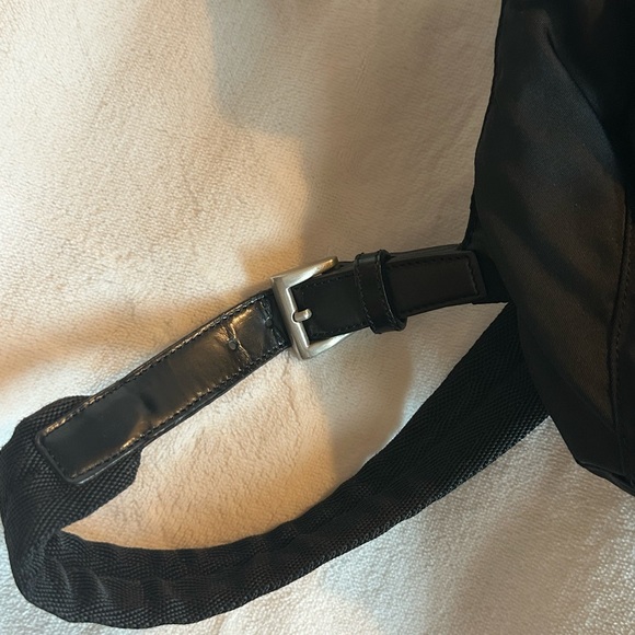 PRADA NYLON BACKPACK - Picture 2 of 7